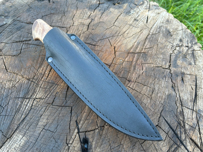 Hand-forged Varangian knf