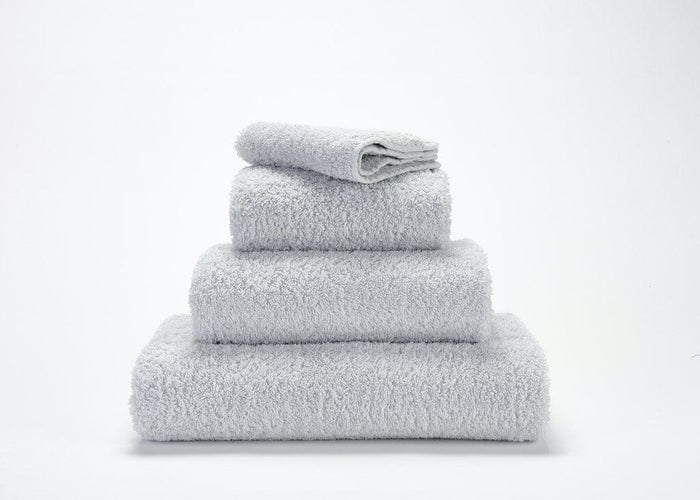 Perle 930 / Guest Towel 12" x 20"