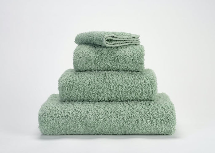 Aqua 210 / Guest Towel 12" x 20"