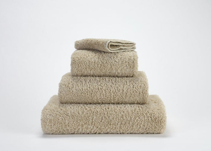 Linen 770 / Guest Towel 12" x 20"